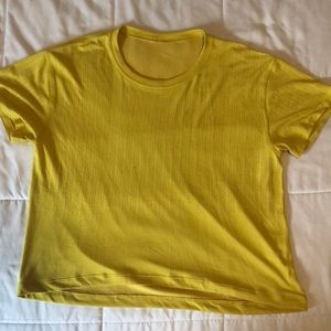 Lulu lemon cropped shirt